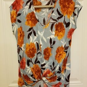 Twenty Second Blue Floral Twist Top